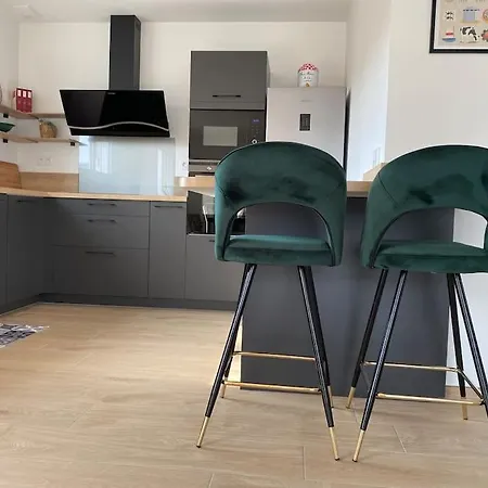 La Maison Des Copains Au Coeur Du Dday קרנטן